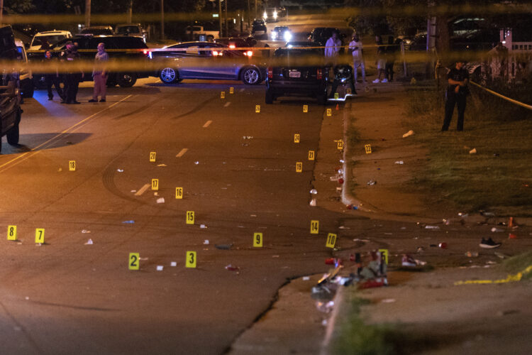 Ohio mayor, police chief ask for public's help in finding shooters who killed 1, wounded 24